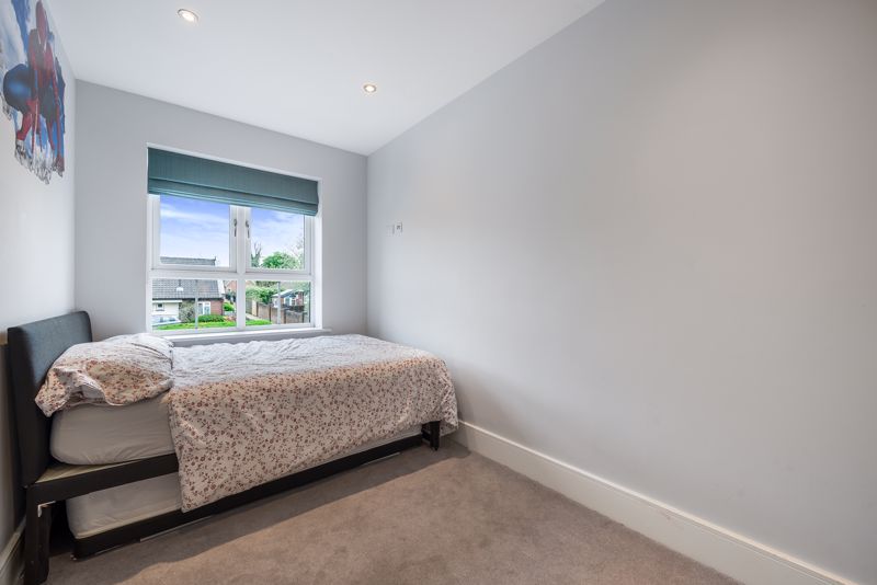 Double bedroom- click for photo gallery